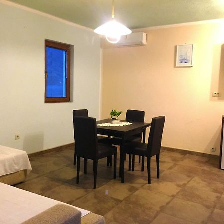 Apartments Lola Tivat Eksteriør bilde
